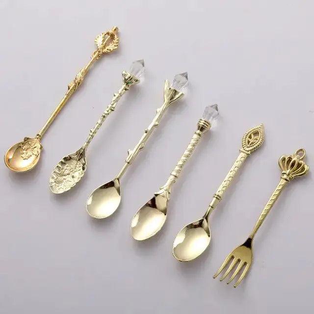 Vintage Dessert Royal Style Cutlery Set  | ADIAMANT FINDS