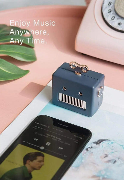 Mini Robot Bluetooth Speaker ADIAMANT FINDS