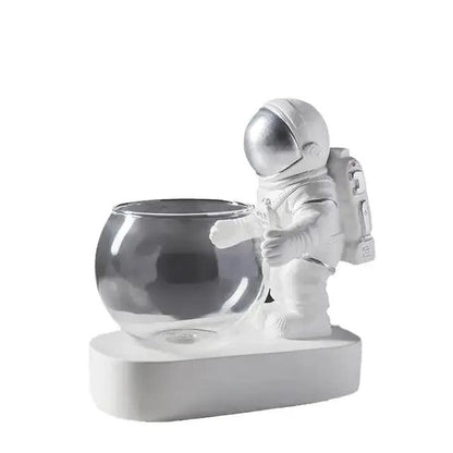 Nordic Astronaut Spacewalker Resin Planter - Nordic Style Decor Vase  | ADIAMANT FINDS