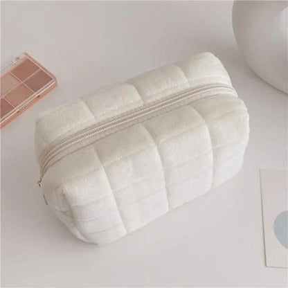 Fur Makeup Bag - ADIAMANT FINDS