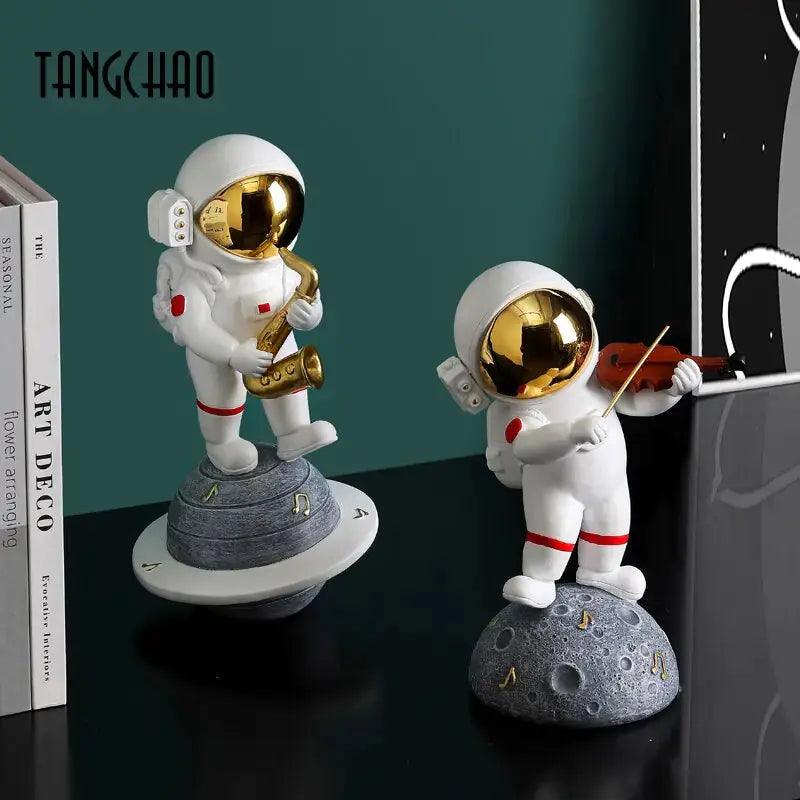 Cosmonaut Statues Decoration Accessories  | ADIAMANT FINDS