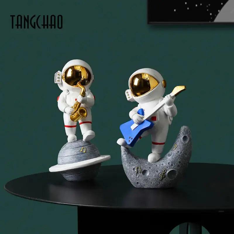 Cosmonaut Statues Decoration Accessories  | ADIAMANT FINDS