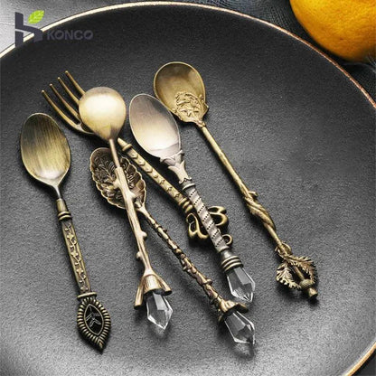 Vintage Dessert Royal Style Cutlery Set  | ADIAMANT FINDS