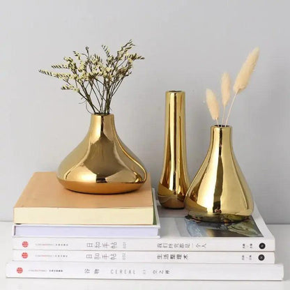 Luxury Plated Gold Vase  | ADIAMANT FINDS